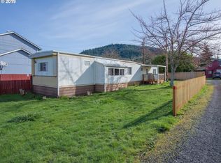 50 S Pioneer St, Lowell, OR 97452