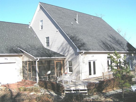 Rear View -Deck/Screen Porch