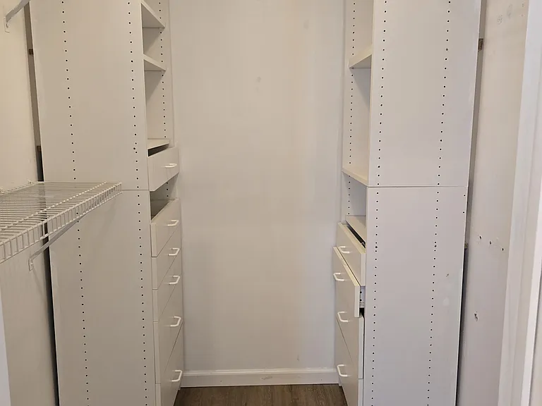128 Swan Pkwy E — Photo 32