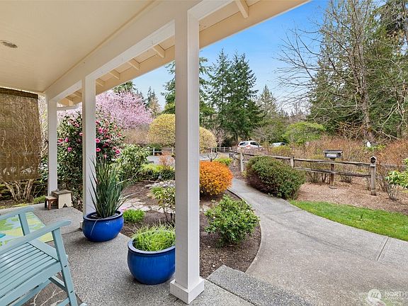 4th image of 10701 NE Kingston Meadows Circle