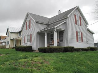 105 E School St, New Holland, OH