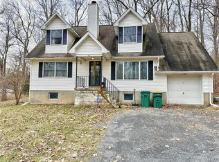 223 Footprint Rd, East Stroudsburg, PA 18302