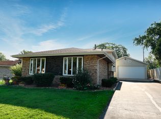 16038 Long Ave, Oak Forest, IL
