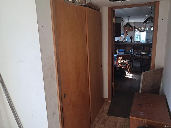 3rd image of 1810 Werwinski St