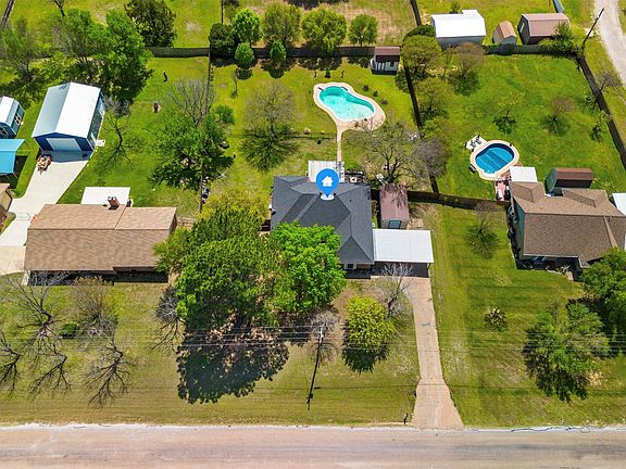 4th image of 317 Ryan Ave