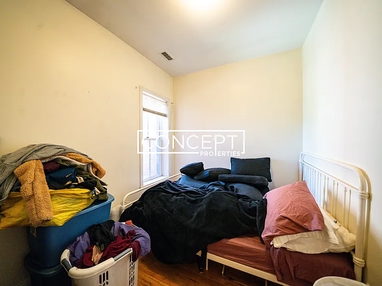 79 Highland St — Photo 12