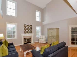 420 Raymond Rd, Plymouth, MA 02360