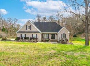 810 S Marye Dr, Graham, NC 27253