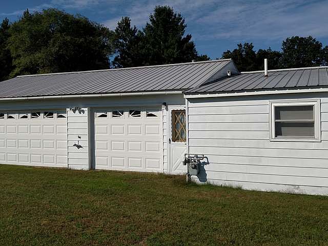 2nd image of 5851 Apple Hill Dr