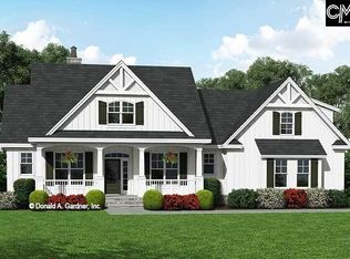 137 Willow Ct, Camden, SC 29020
