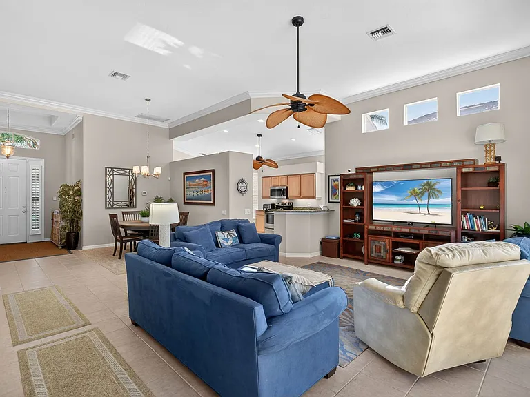 1789 Winding Oaks Way — Photo 9