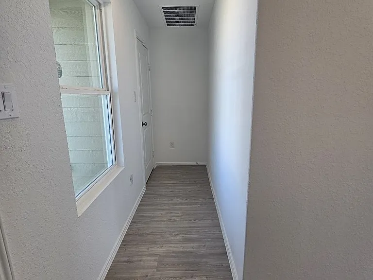 731 Paul Cyn — Photo 3