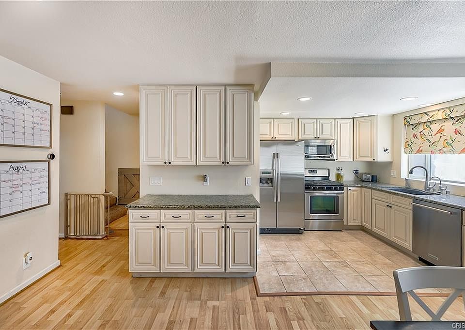 1st image of 17928 River Cir