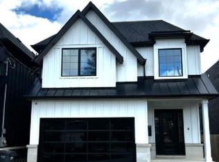 1006 Garrard Ave, Mississauga, ON L5E1L5