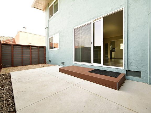 5th image of 1726 Lacassie Ave APT 13