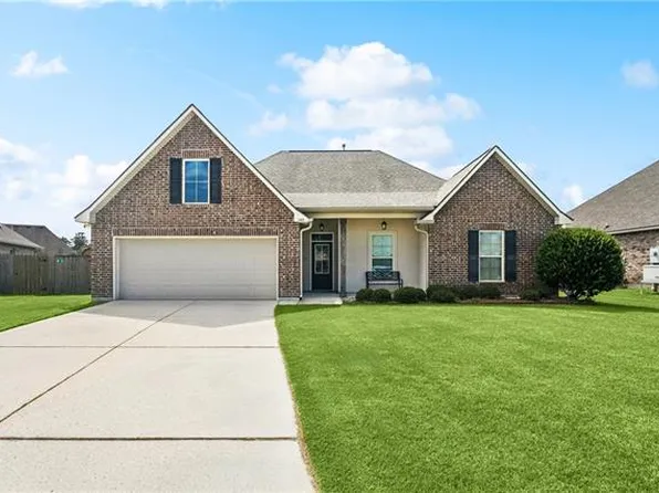 843 White Pine Dr, Ponchatoula, LA 70454