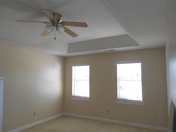 4th image of 2329 Guinevere Pkwy