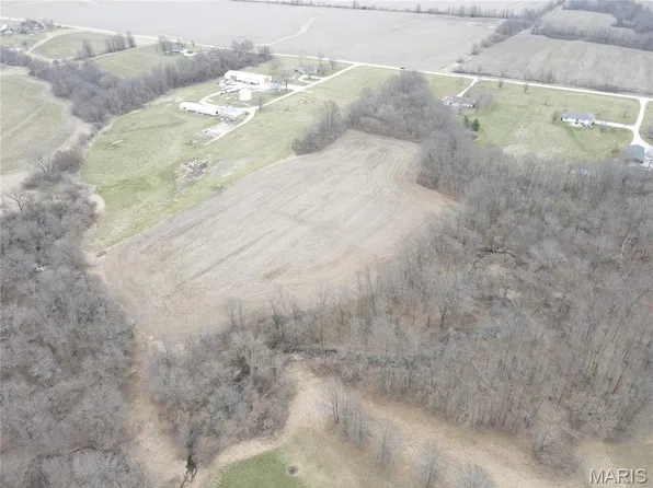 4 Laredo Ave, Monroe City, MO 63456