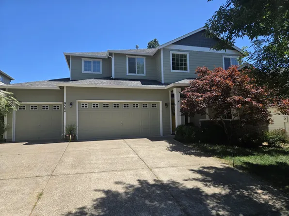 9584 SE Parkwood Way, Happy Valley, OR 97086