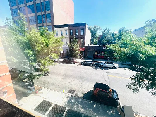 Rented by null | media 14