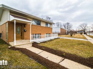 11815 S Tripp Ave, Alsip, IL 60803