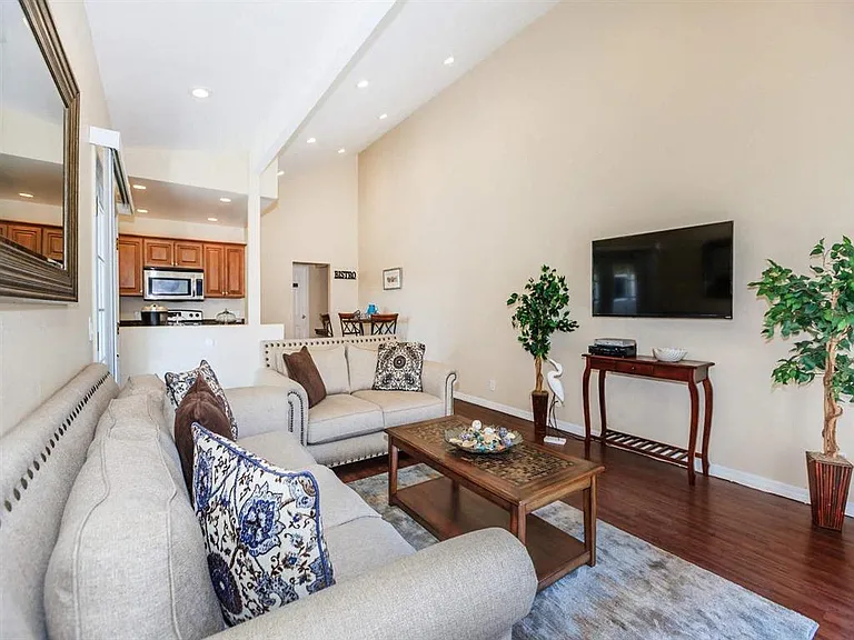 Beachfronter Apartments — Photo 10