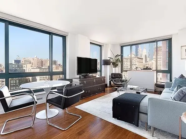 1 Irving Pl APT U18a, New York, NY 10003
