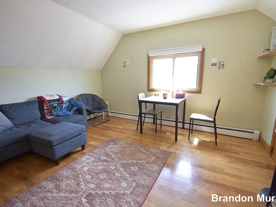 241 Highland Ave #3