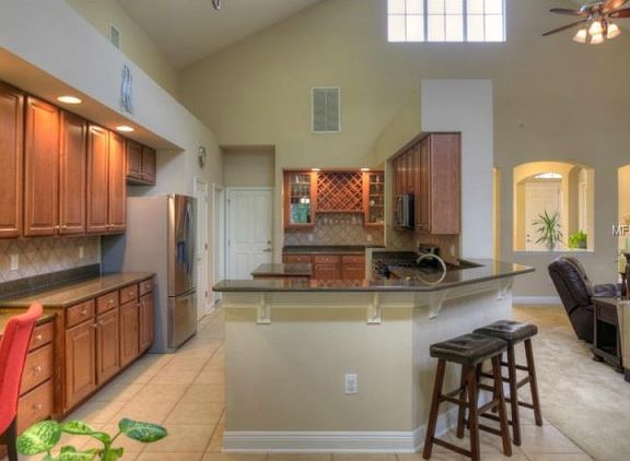 5th image of 1533 Salmonberry St