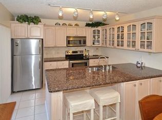 9127A SW 20th Pl, Davie, FL 33324