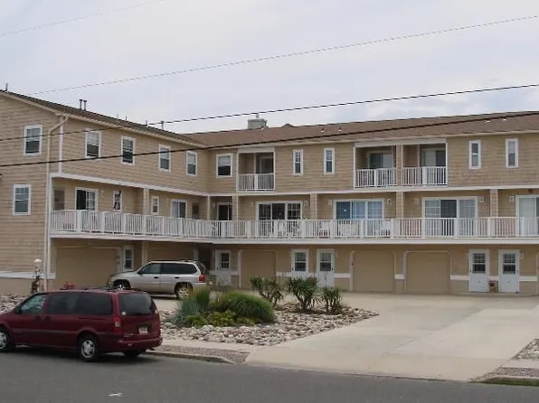 1625 Beach Ave #1, Cape May, NJ 08204
