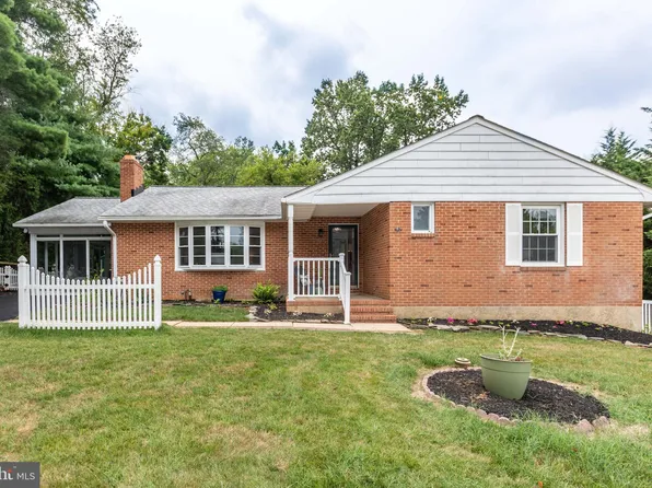 1001 Roxleigh Rd, Towson, MD 21286