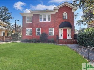 129 E 45th St #A, Savannah, GA 31405