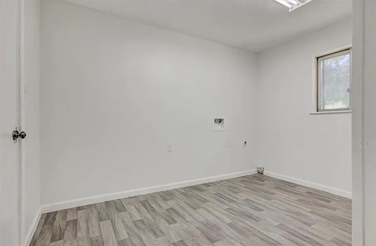 4327 McFarland Cir — Photo 30