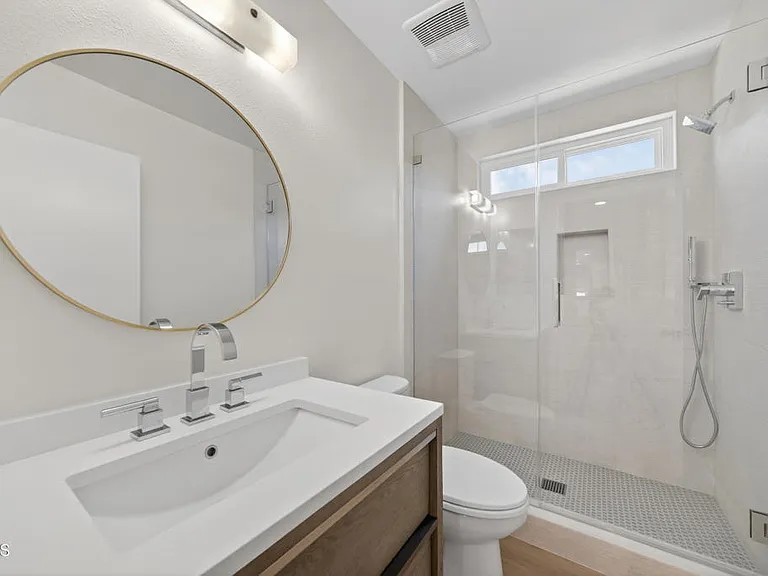 1502 Briarglen Ave — Photo 27