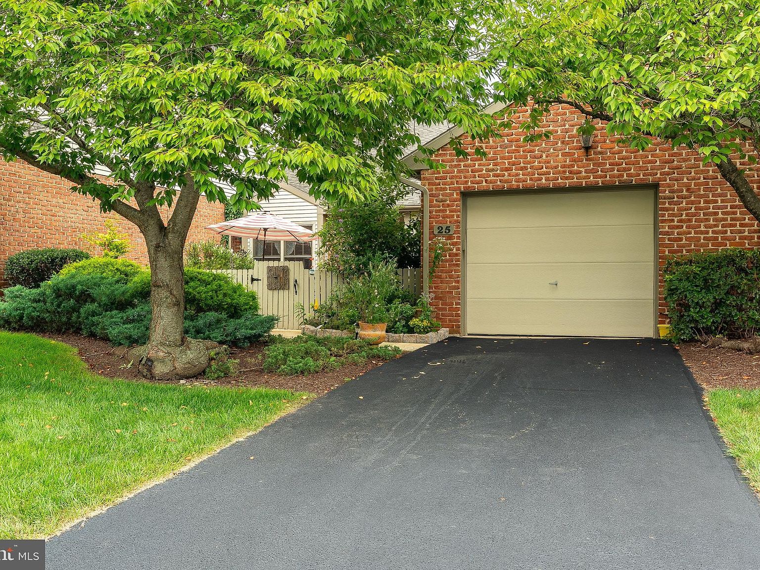 25 Cambridge Dr, Hershey, PA 17033 Zillow