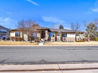 2425 S Yank Cir, Lakewood, CO 80228
