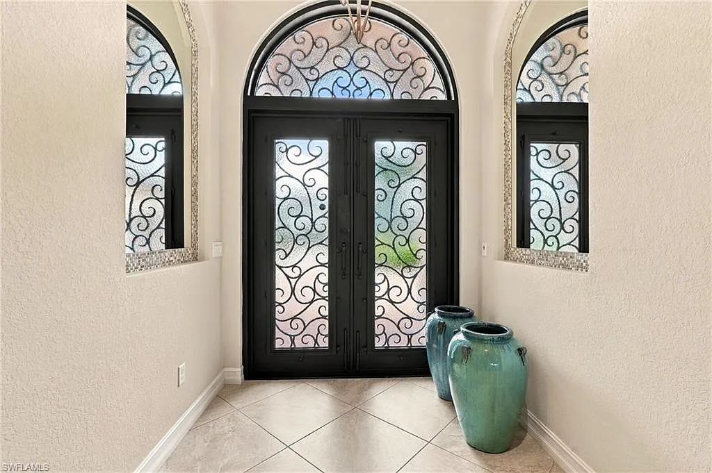 4 bed, 3.5 bath, 3188 sqft, $18,000 — Photo 3