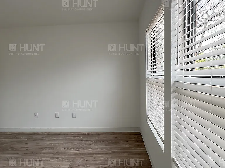 905A Thorn Ct SE — Photo 13
