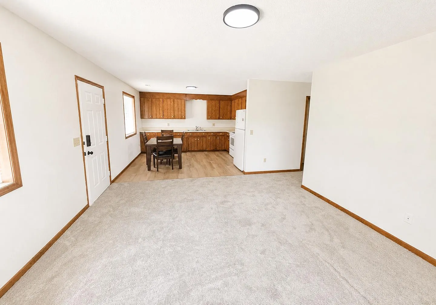 115 Victor Avenue Extension - Unit B — Photo 3