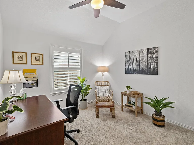 3824 Ashbury Rd — Photo 13