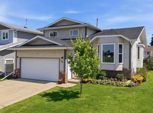 73 W Duncan Cres, Red Deer, AB T4R 1W3
