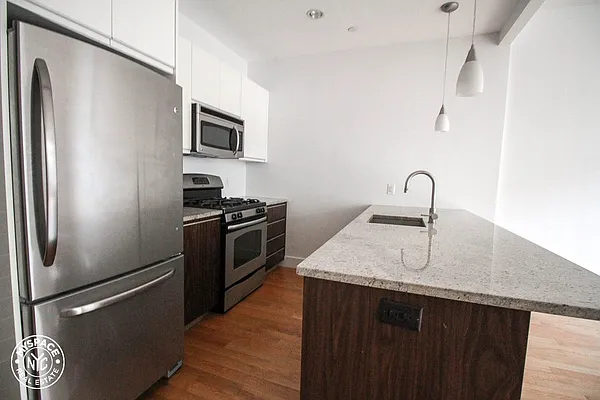 Rented by MySpaceNYC | media 55