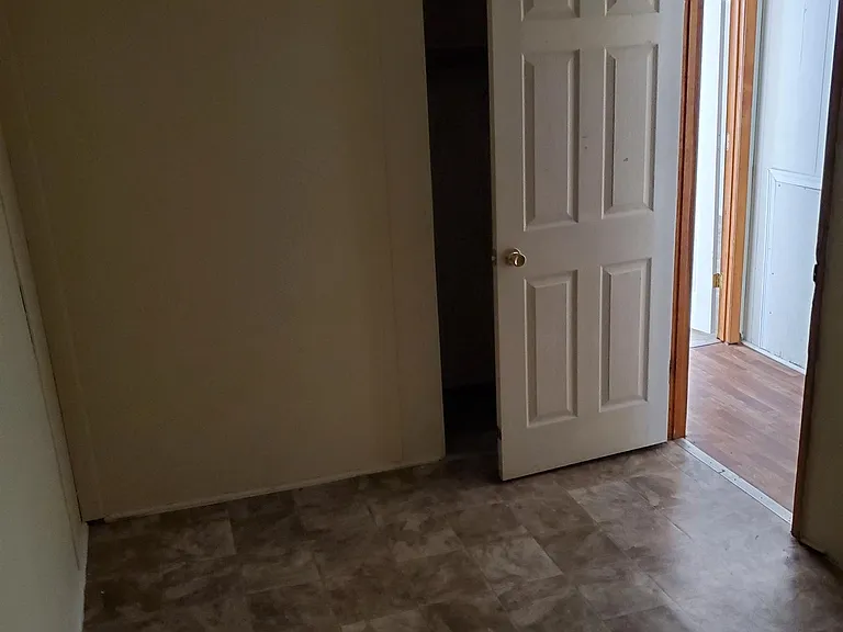 1030 Thornton Ave — Photo 46