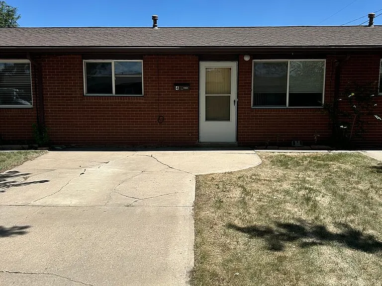 4904 S Iowa Ave — Photo 1