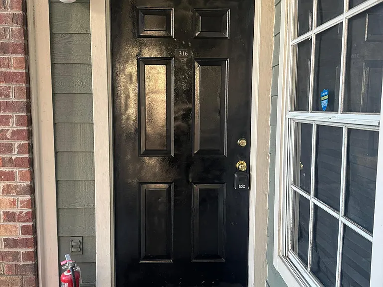 2210 Yankee Pl #316 — Photo 1