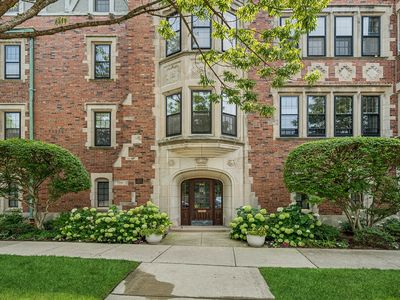 200 Lee St APT 3A, Evanston, IL, 60202