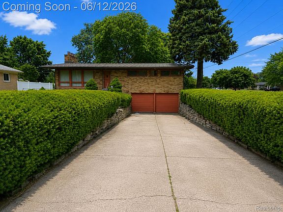 3rd image of 25887 Curie Ave