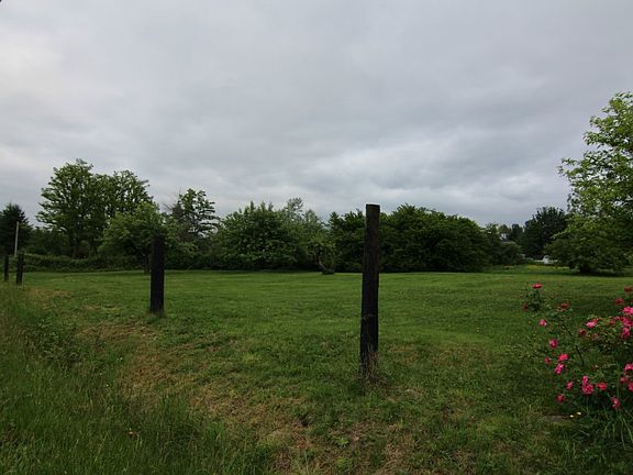 2nd image of 8026 372nd Pl SE