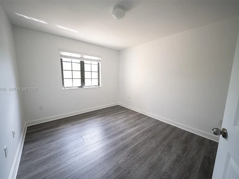 470 NE 194th Ter #470 — Photo 21
